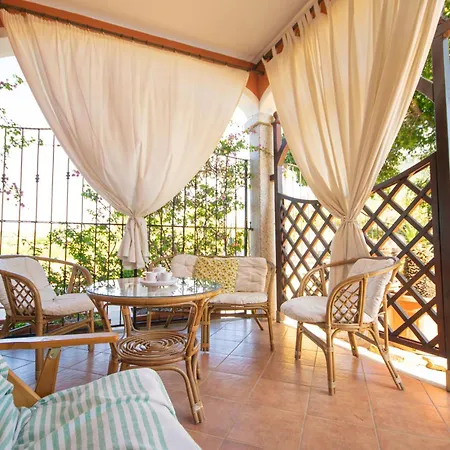 Casa Delle Sorgenti 2 *
