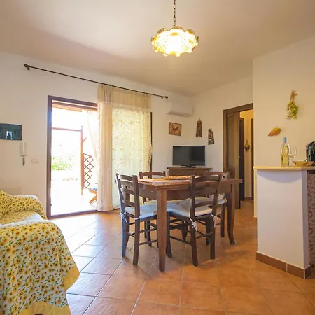 Feriehus Casa Delle Sorgenti 2 Torpè